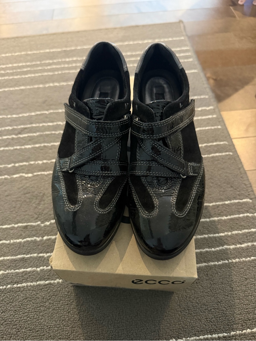 ECCO Women Black Leather Sport Shoes size 36